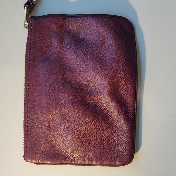Marc by Marc Jacobs leather clutch bag in burgundy - Picture 4 of 5